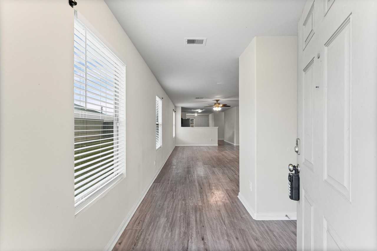 1722 Ramsay Way #1 - Photo 6 of 24