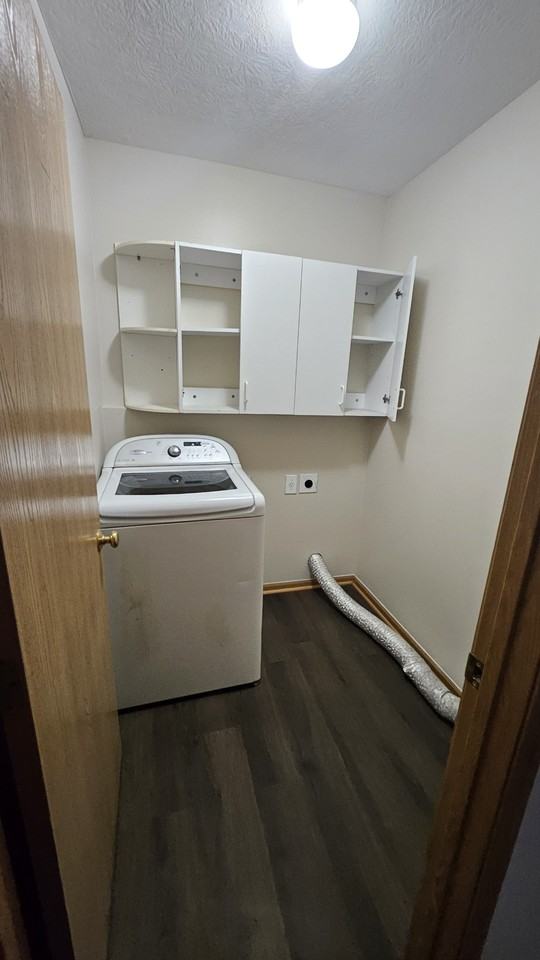 8568 Clover Glade Dr #1 - Photo 4 of 14