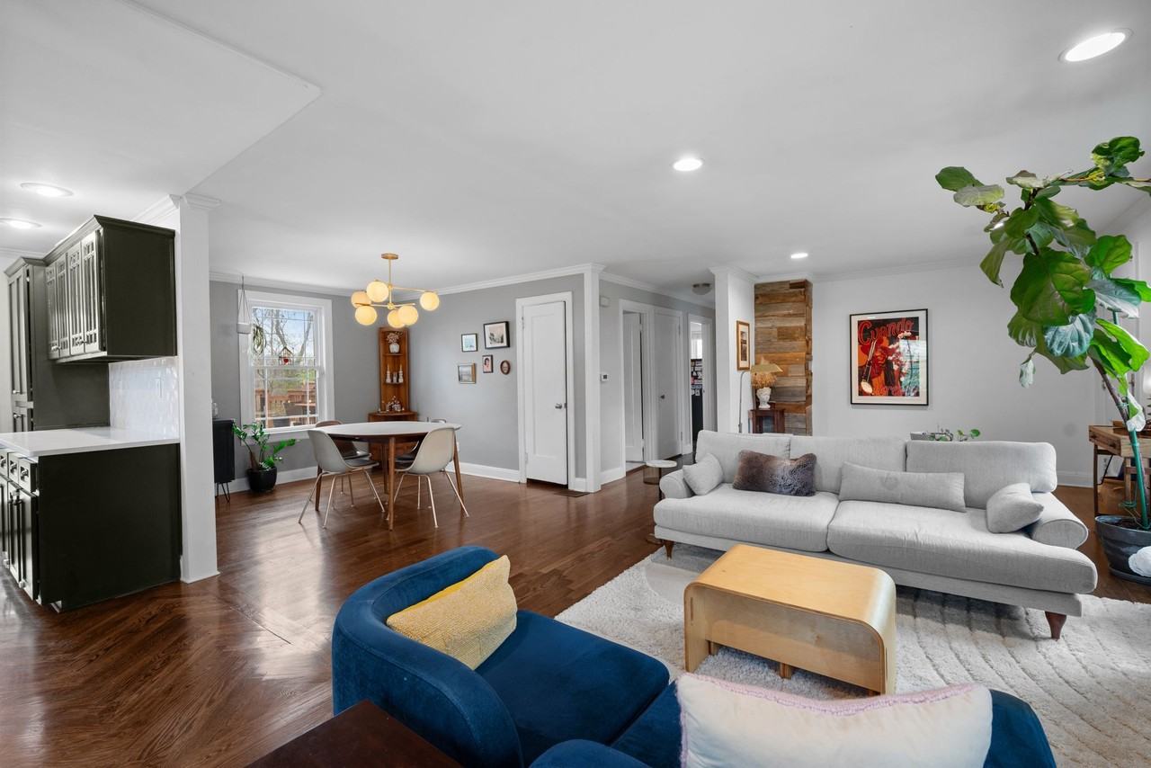 1601 Golf St #1 - Photo 4 of 11