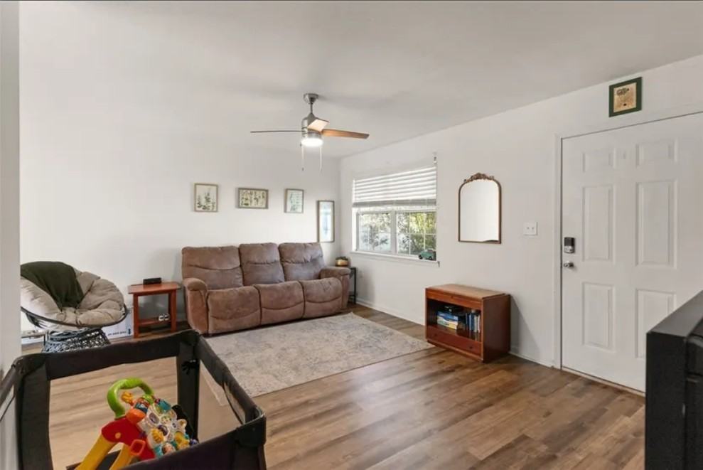 540 Chateau Circle #1 - Photo 5 of 15