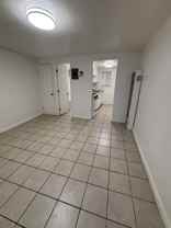 304 Clyde Street #B - Photo 1 of 1