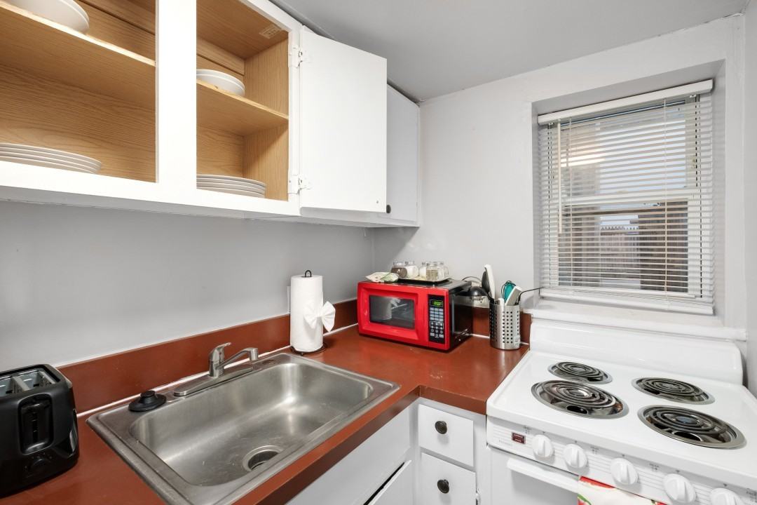 712 S 19th St #1 - Photo 5 of 13