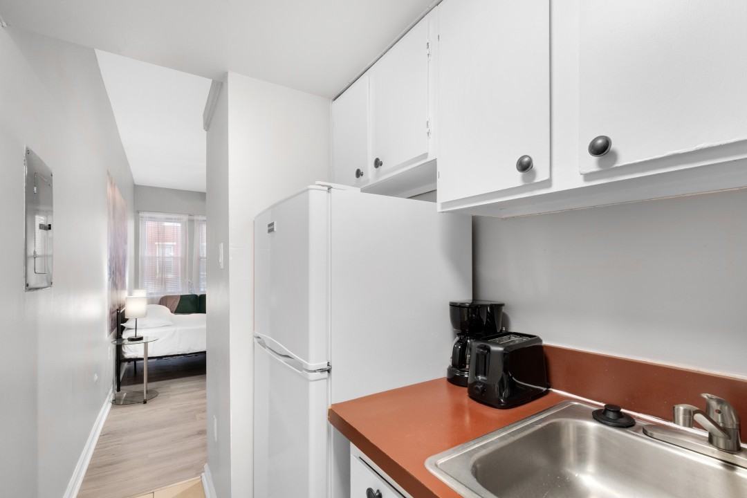 712 S 19th St #1 - Photo 6 of 13