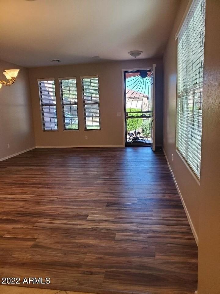 46059 West Barbara Lane - Photo 5 of 36