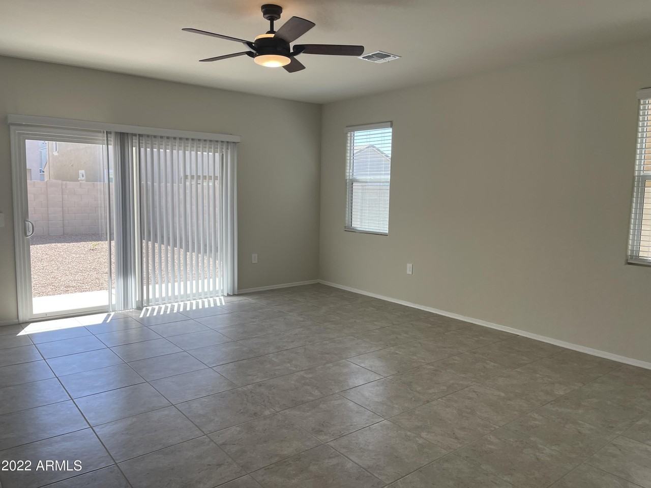 36597 W Santa Clara Ave - Photo 6 of 44