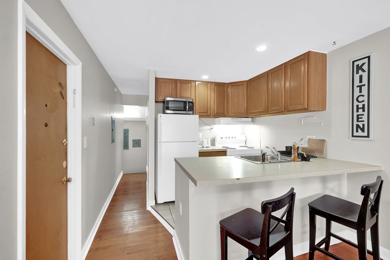 712 S 19th St #2 - Photo 7 of 13