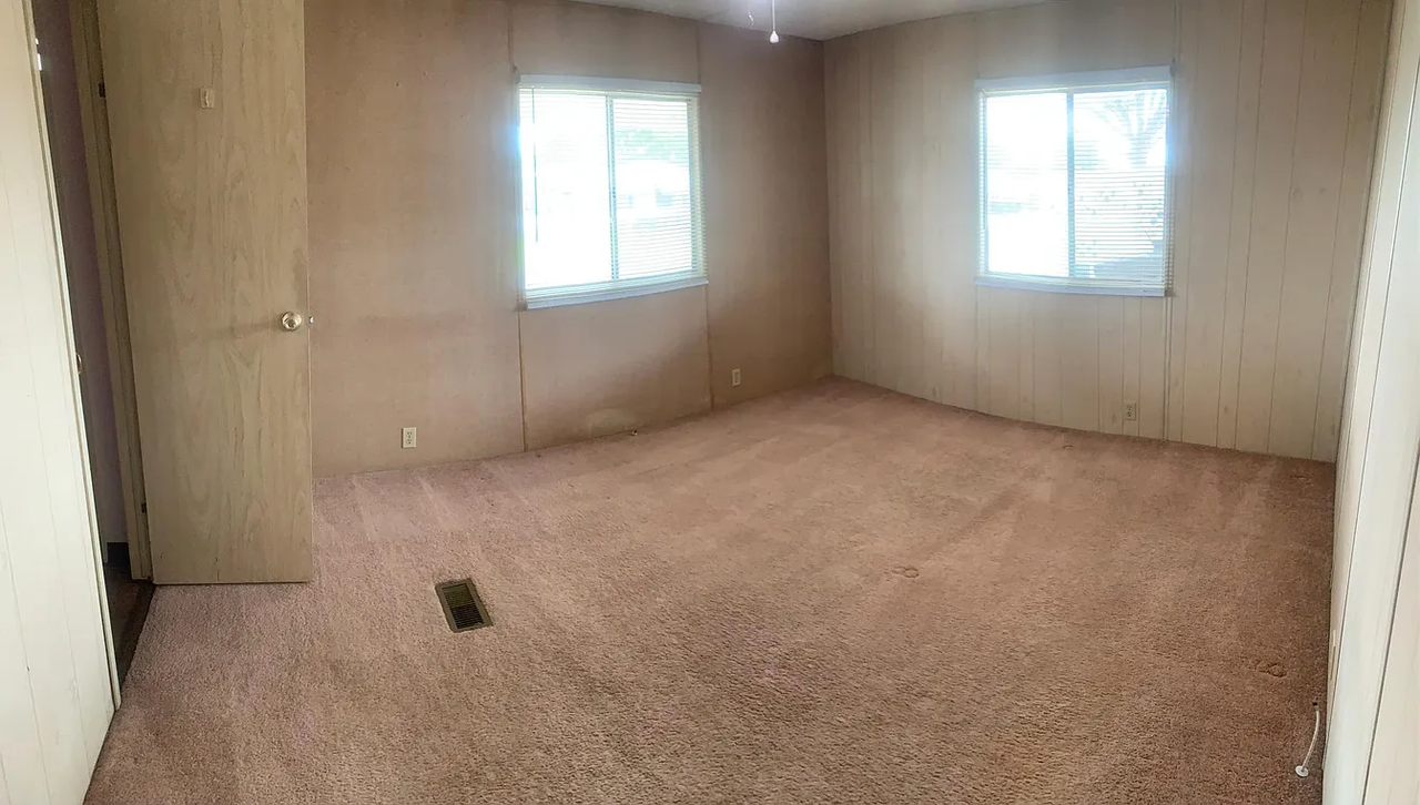 4982 Foxwood Boulevard #1 - Photo 6 of 9