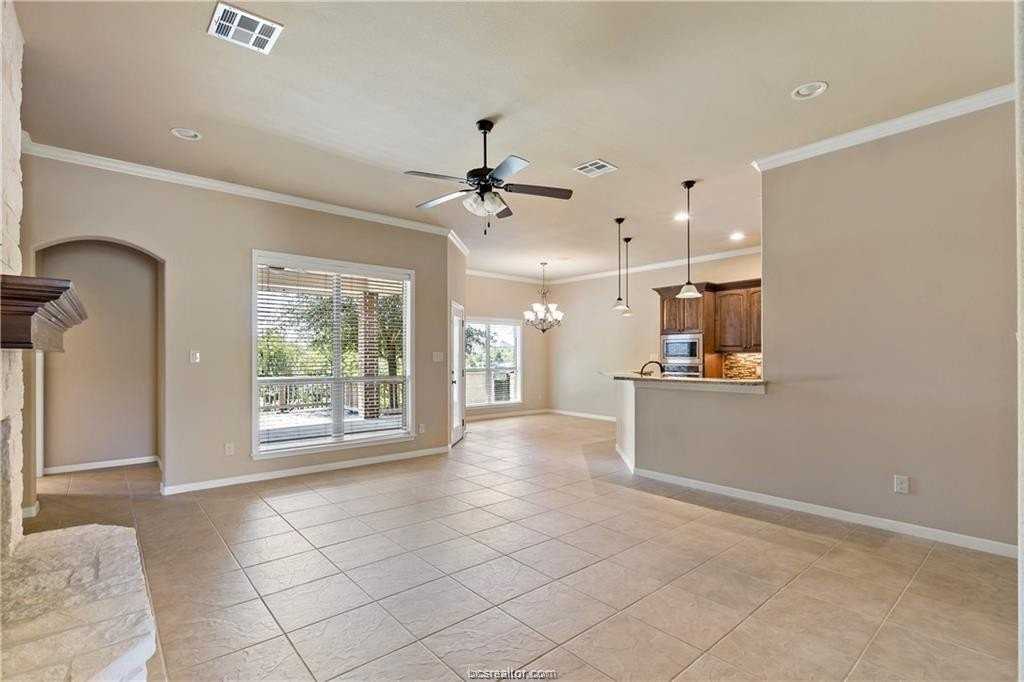 2509 Kimbolton Dr - Photo 4 of 24