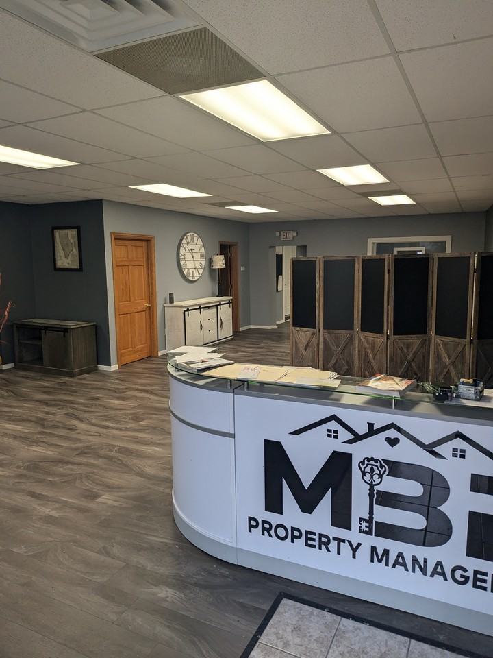 1148 Velp Avenue #1148 - Photo 2 of 20