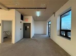 821 45th Street #203 - Photo 2 of 3