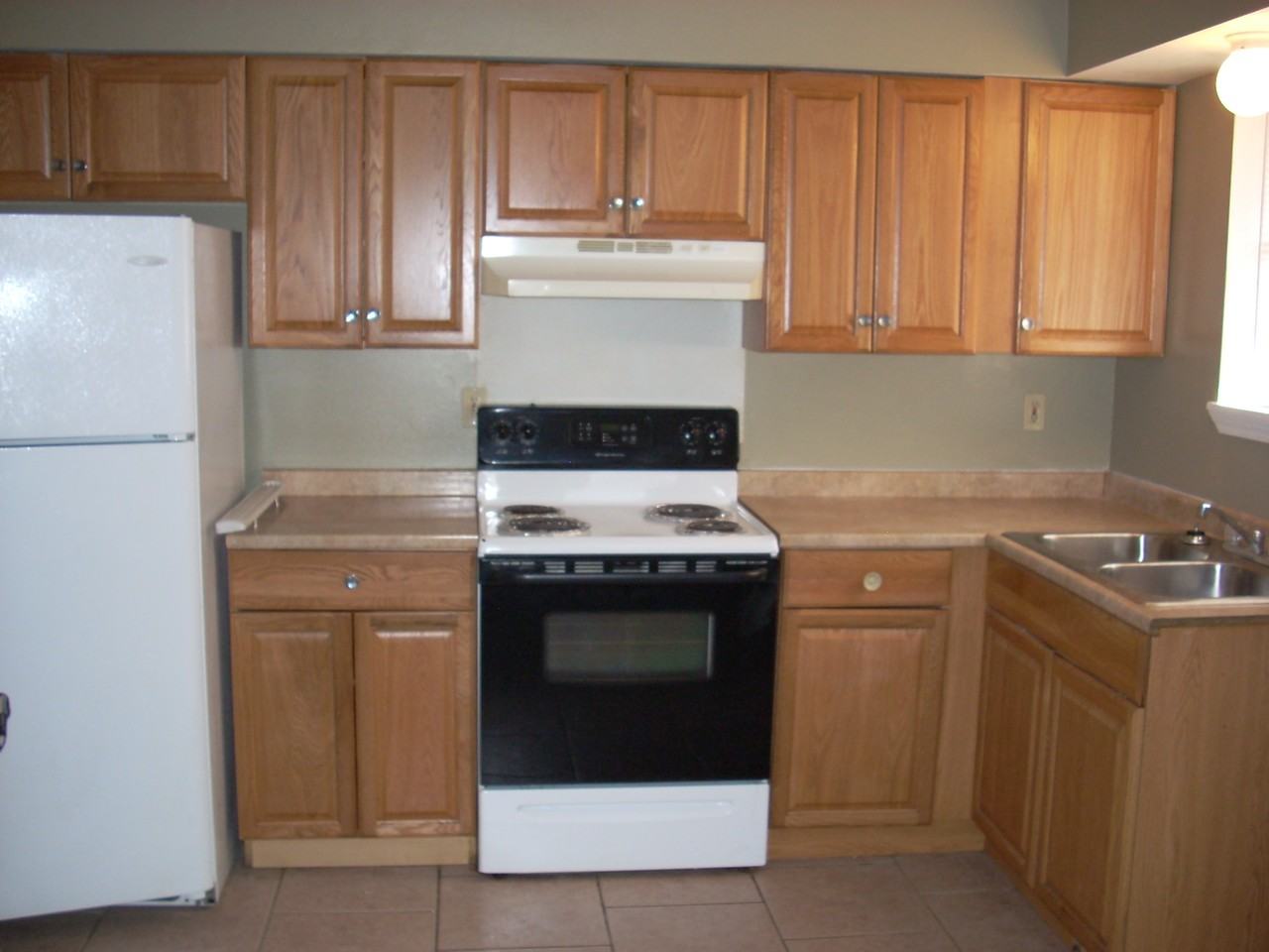 3613 Golden Drive #B - Photo 4 of 9