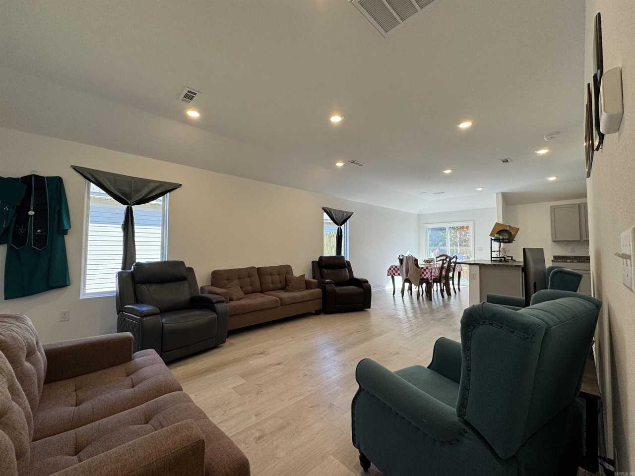 10920 Mason Dr - Photo 6 of 28