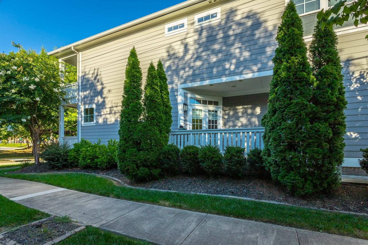 36 W 17th St - Photo 4 of 47