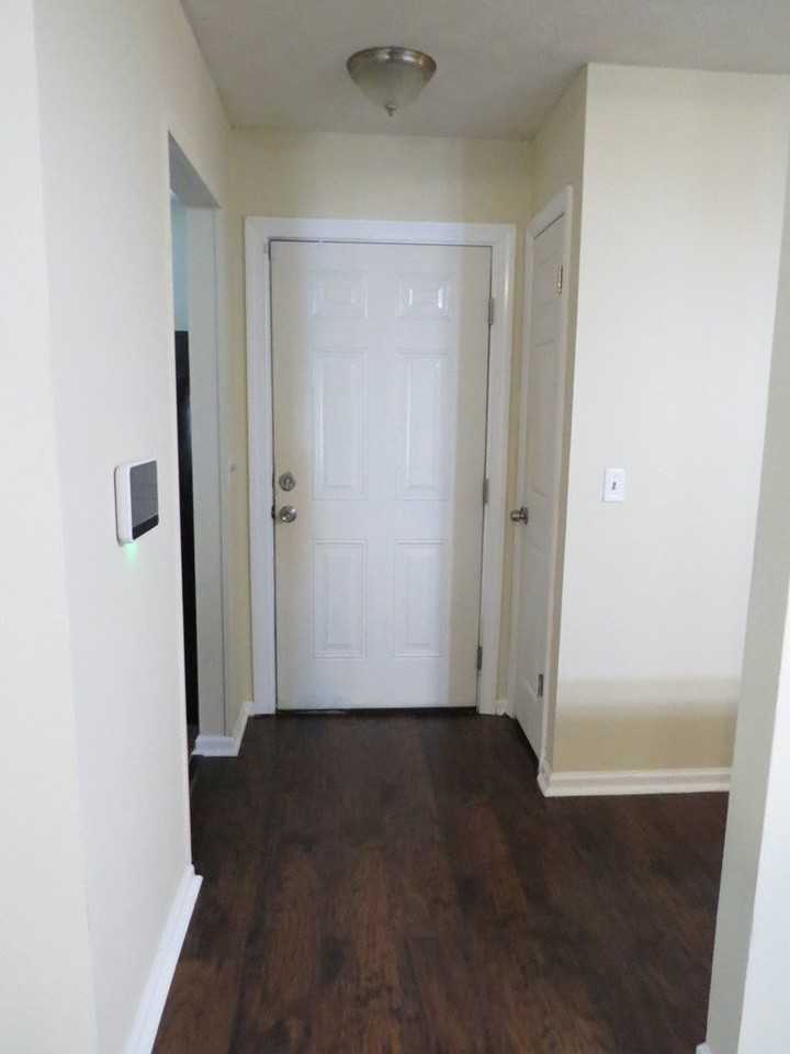 879 Arlington Drive - Photo 2 of 18