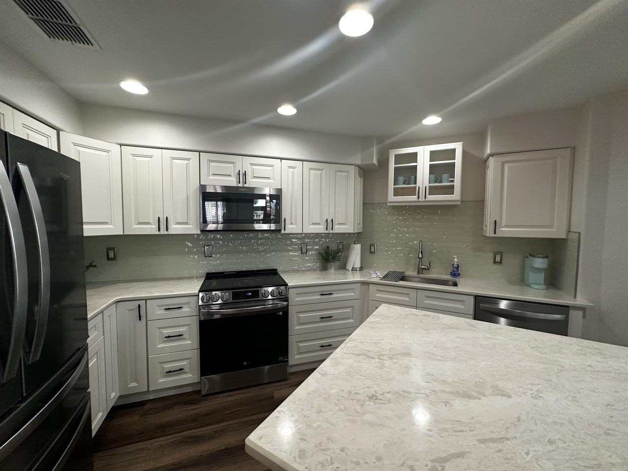 16420 Millstone Cir #106 - Photo 5 of 33