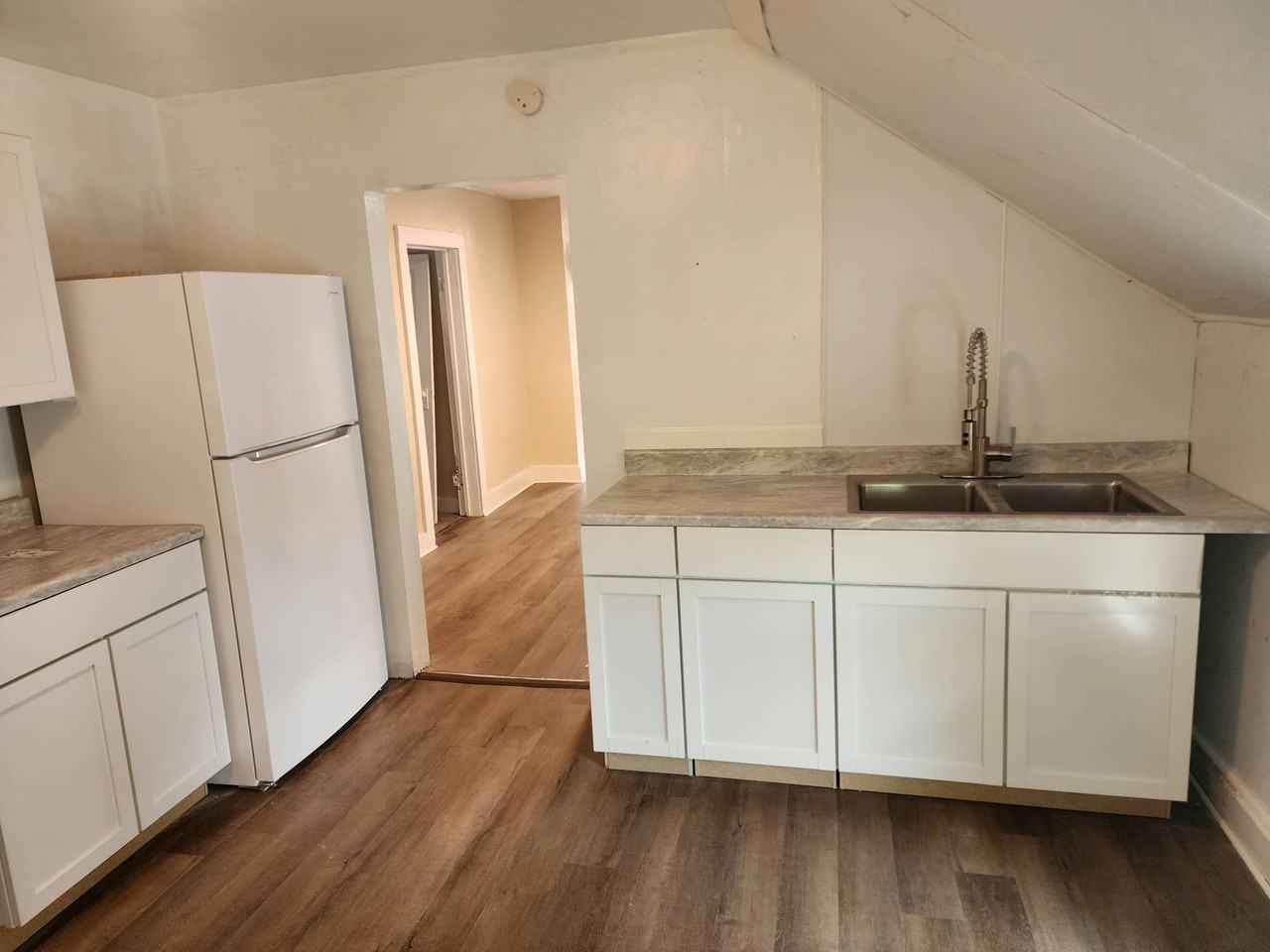 946 West 29th Street #2ndFL