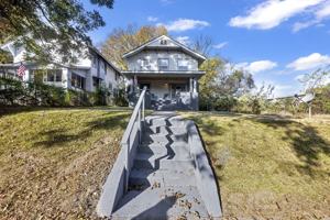 featured image of 2348 Court R #1