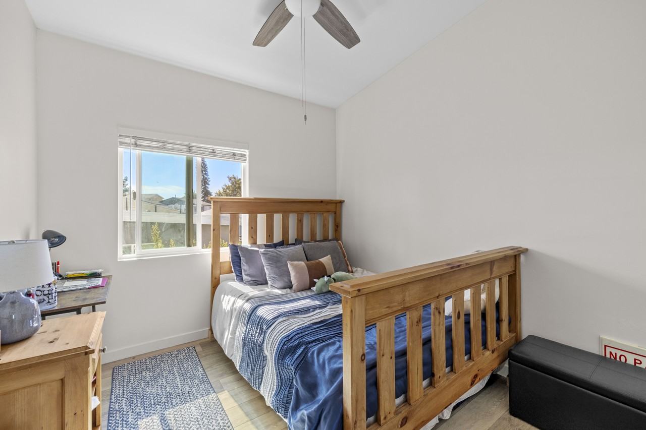 5010 Gary St #1 - Photo 6 of 16