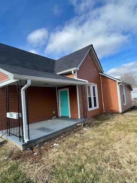 826 W 2nd St #1 - Photo 2 of 15