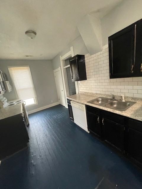 826 W 2nd St #1 - Photo 7 of 15