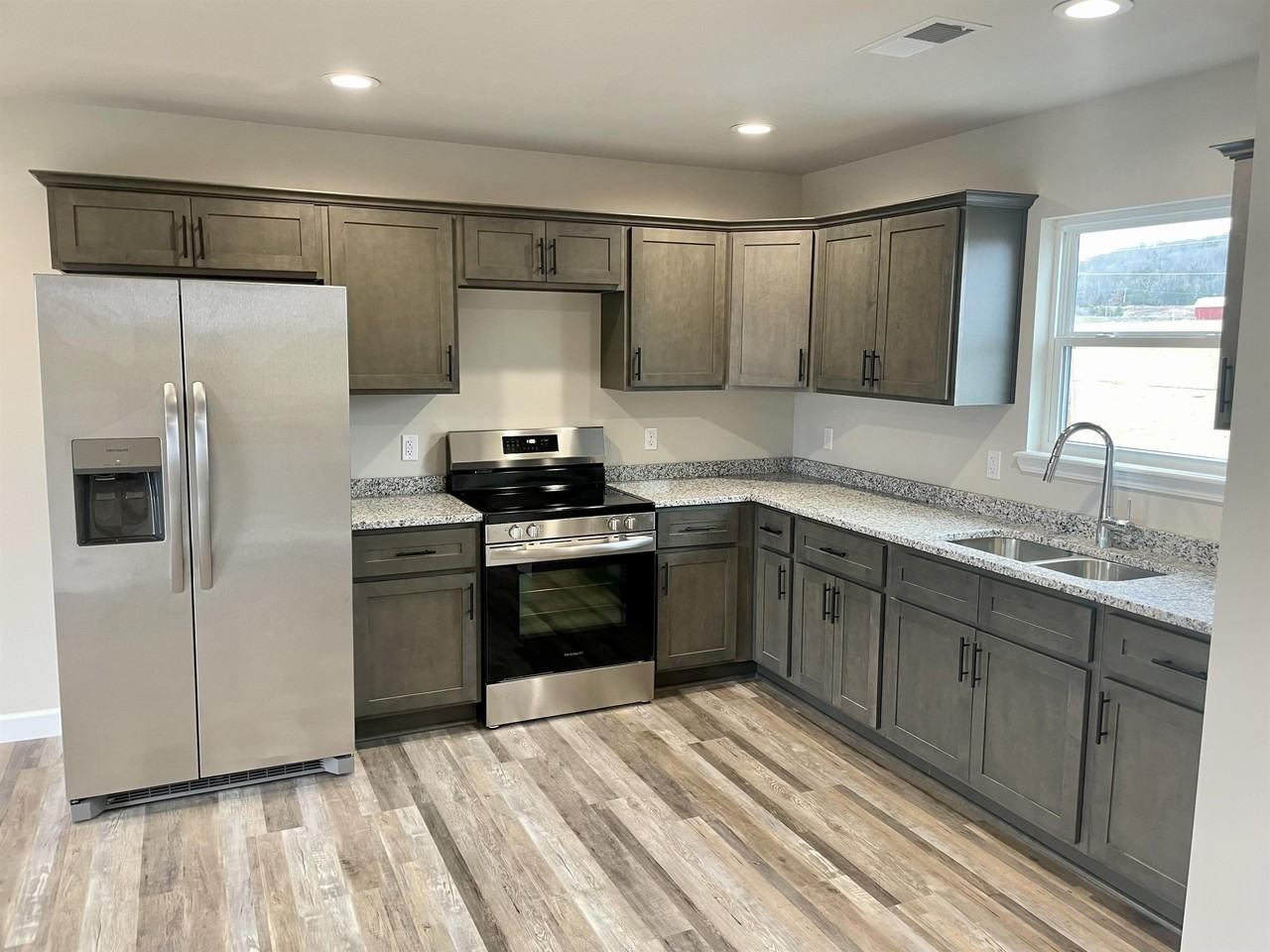 214 214 New Oak DrApt 14 #14 - Photo 6 of 14