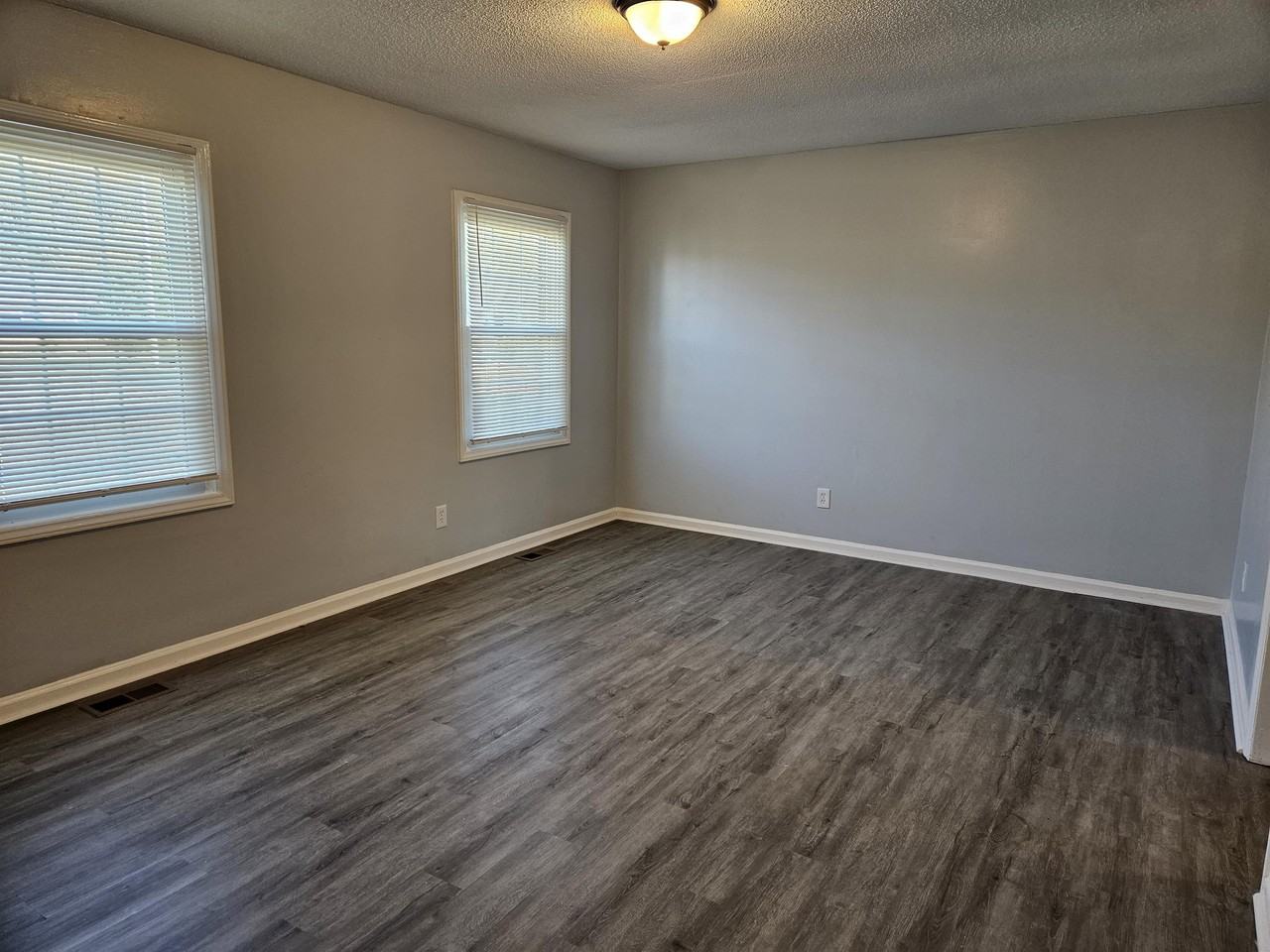 410 Desmond Drive #1 - Photo 3 of 12