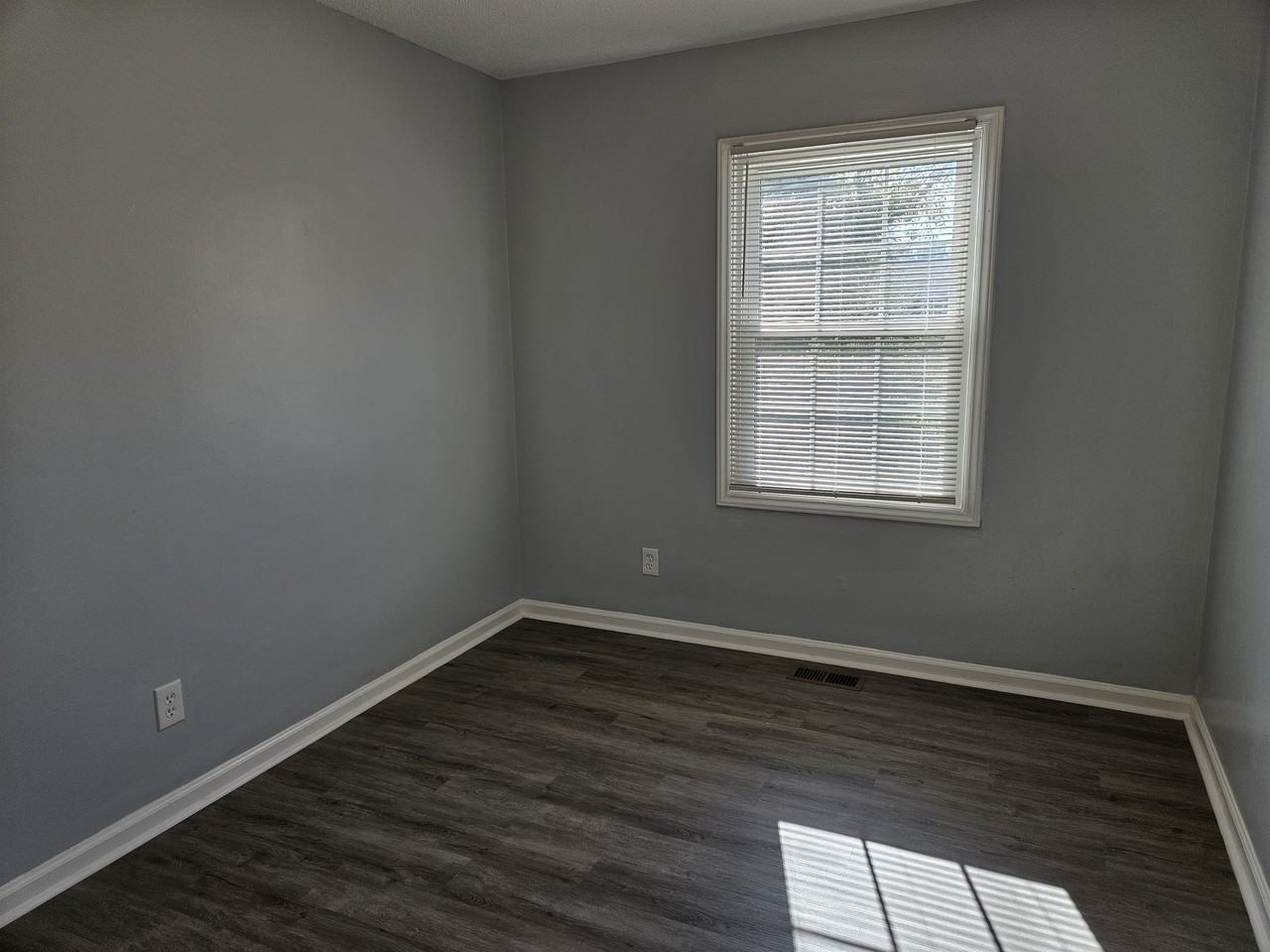 410 Desmond Drive #1 - Photo 6 of 12