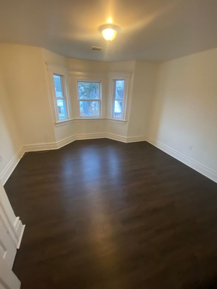 166 N 12th St #3 - Photo 2 of 19