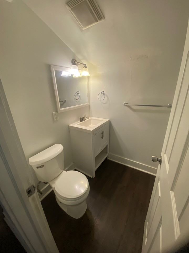 166 N 12th St #3 - Photo 5 of 19
