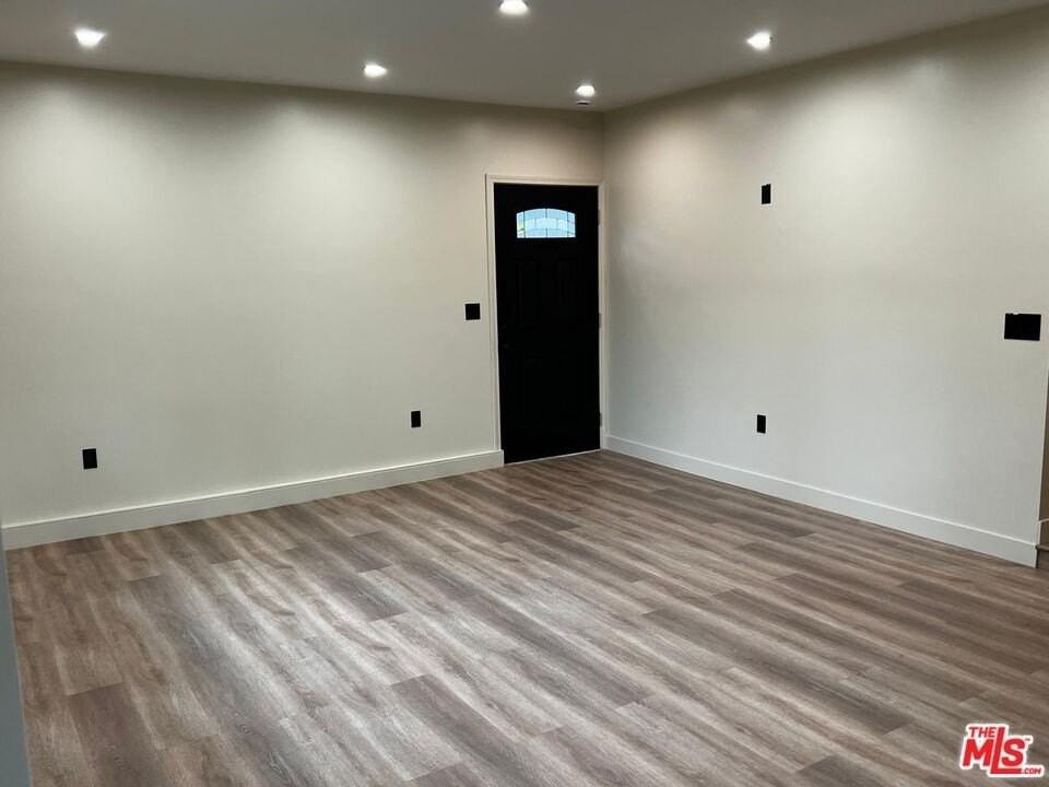 15049 Blackhawk St - Photo 3 of 14