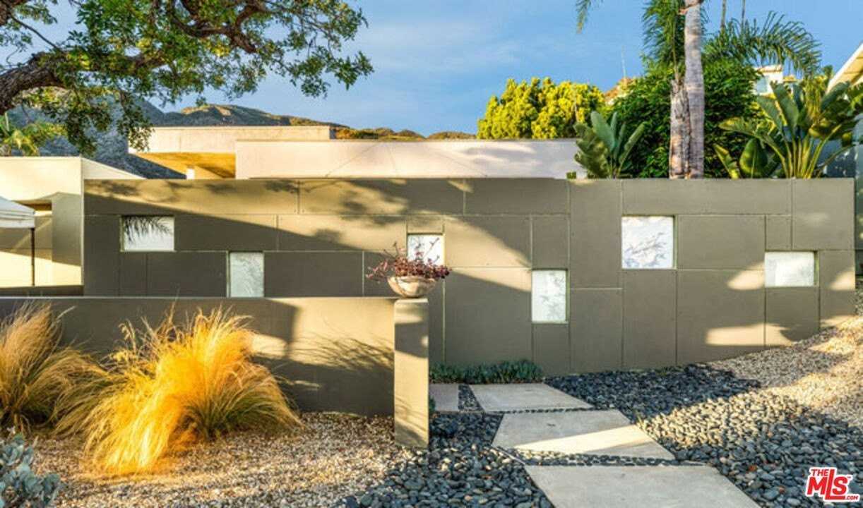 18105 Sandy Cape Dr - Photo 5 of 41