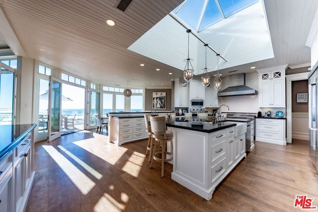 30760 Broad Beach Rd - Photo 6 of 41