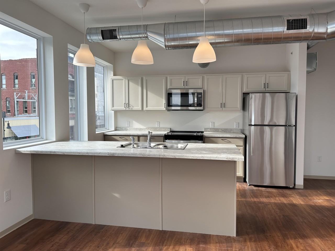 307 307 North 3rd StreetAPT 206 #206 - Photo 2 of 8