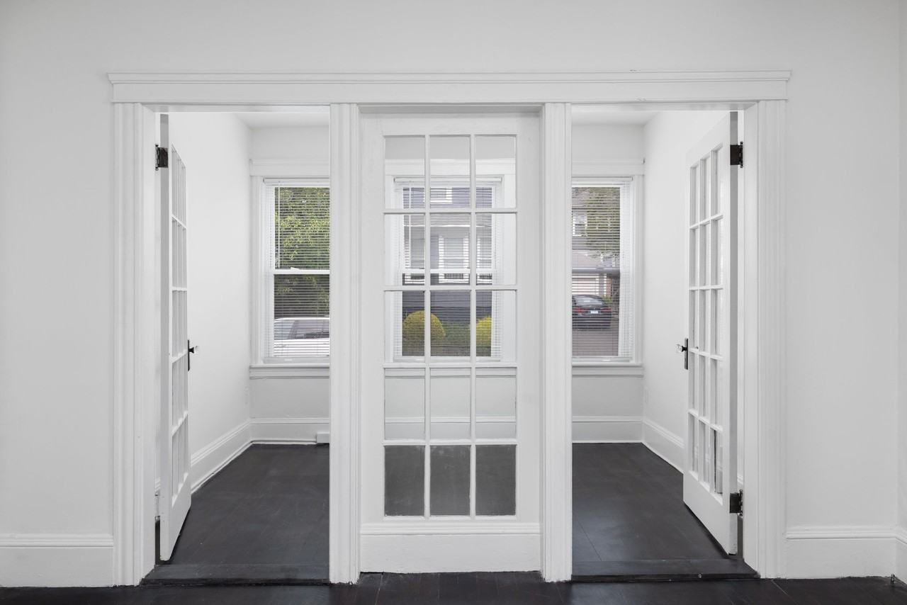 403 Morris Avenue #1 - Photo 5 of 11