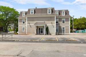 featured image of 497 Broadway #302