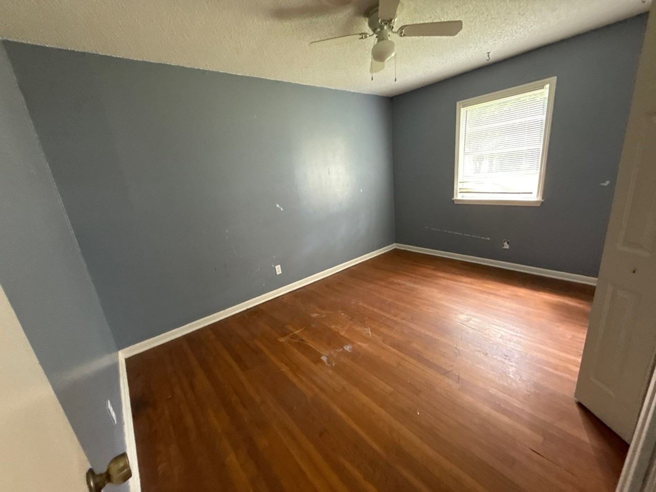 1054 Deryll Street #1 - Photo 4 of 7