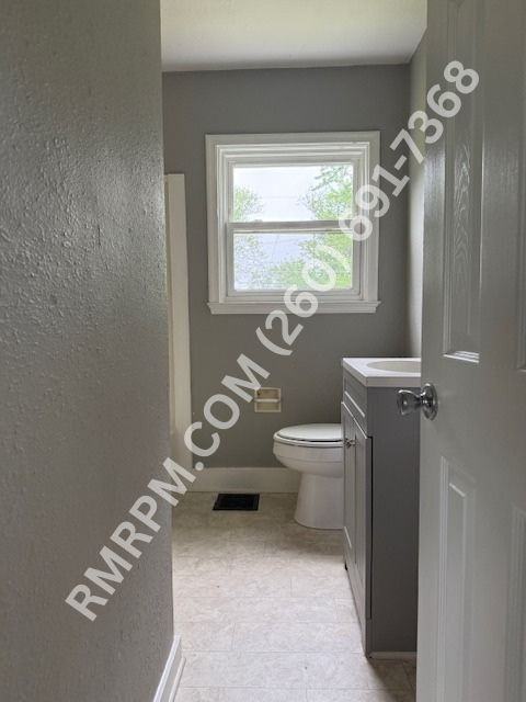 2813 Chestnut Street #1 - Photo 7 of 16