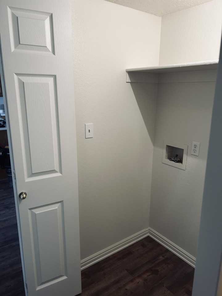 1122 East 300 South #1 - Photo 6 of 11