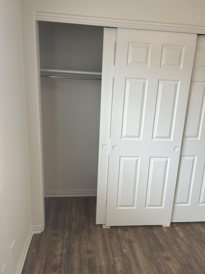 1122 East 300 South #1 - Photo 7 of 11