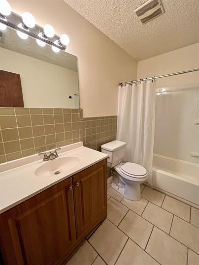 2208 N Campus Dr #1 - Photo 5 of 5
