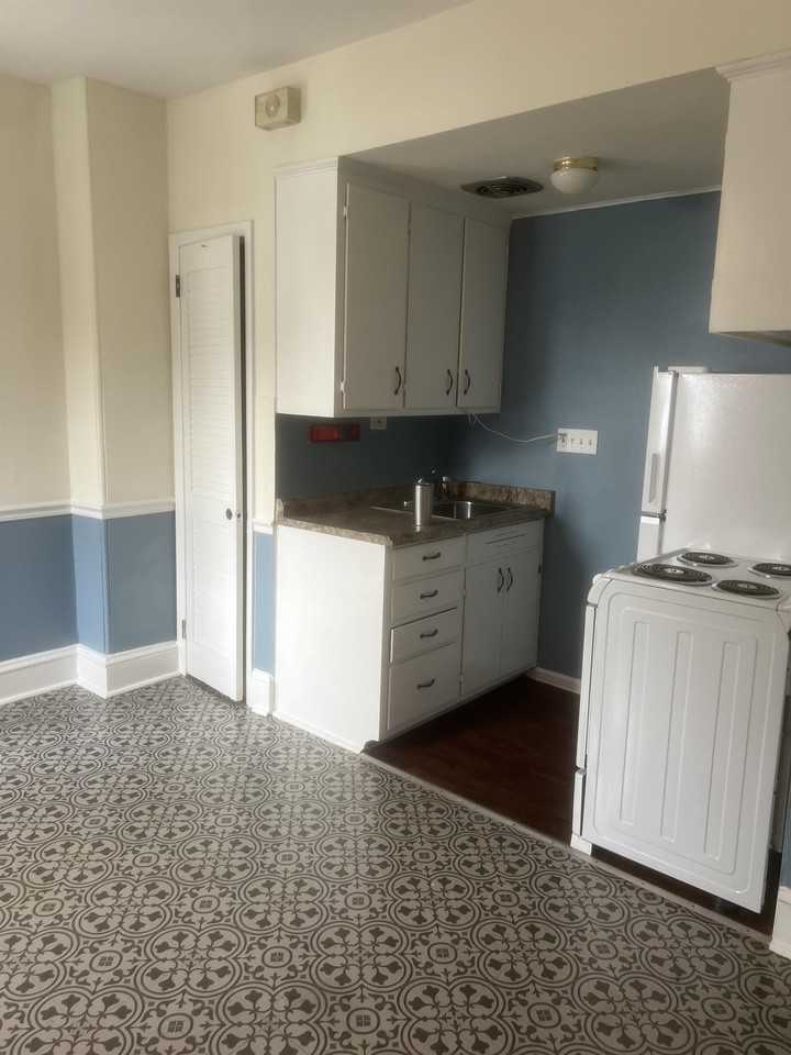 352 Beech Street #2 - Photo 3 of 7