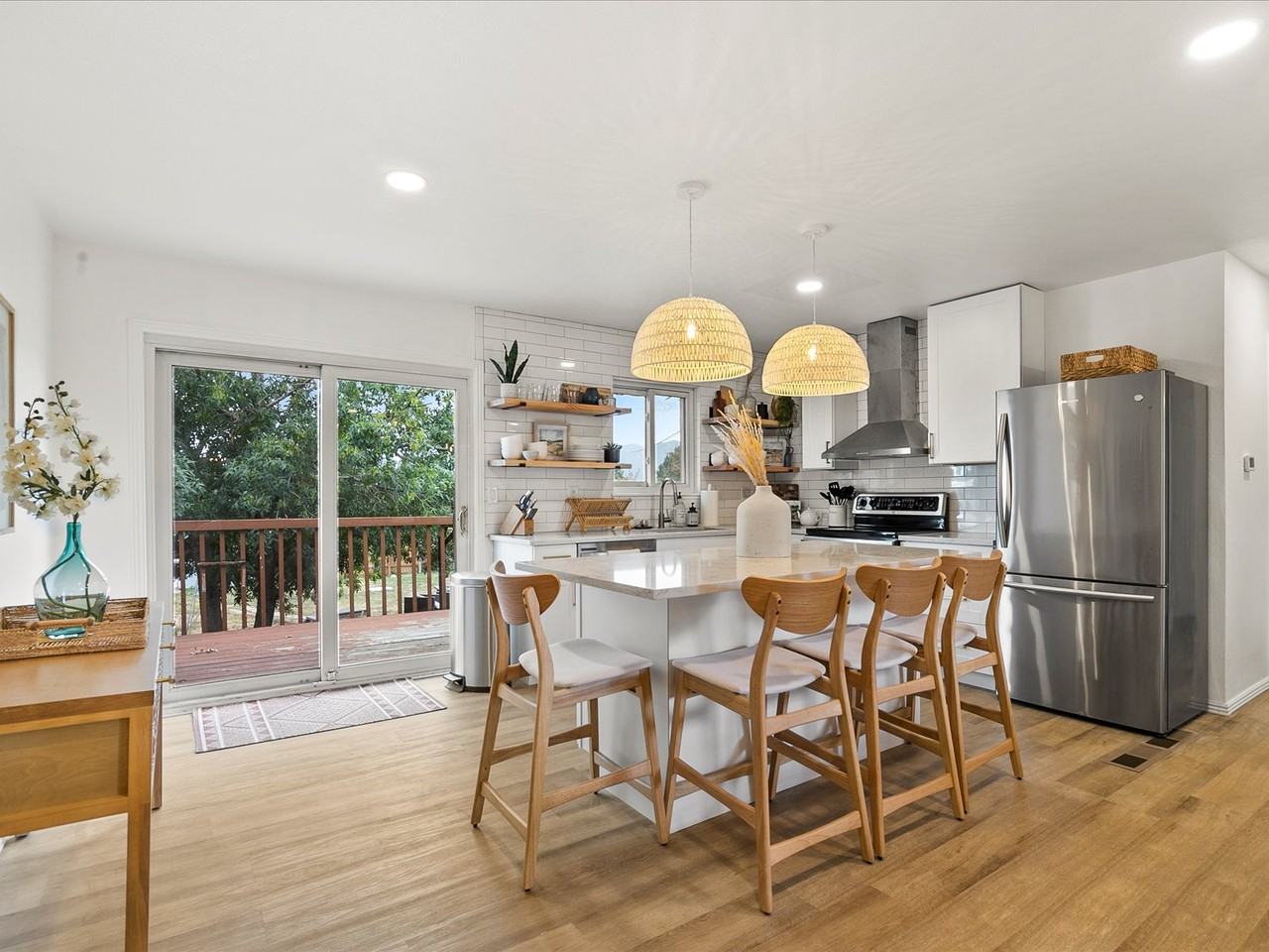 144 Franklyn Avenue #1 - Photo 5 of 32