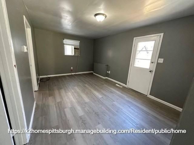 630 Castle Avenue #1 - Photo 3 of 8