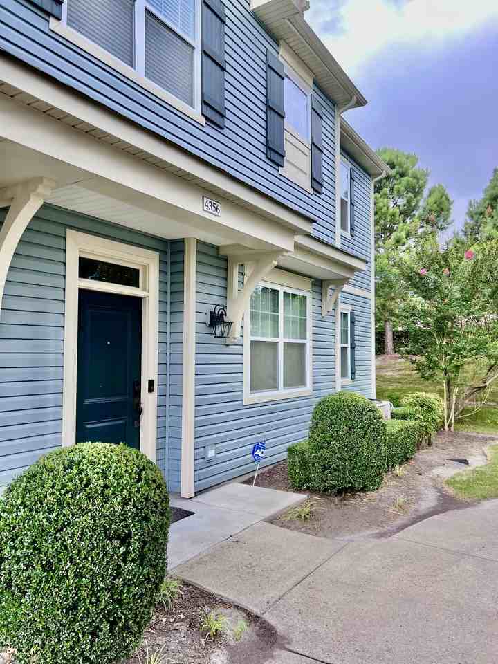 4356 Turnworth Arch #1 - Photo 3 of 10