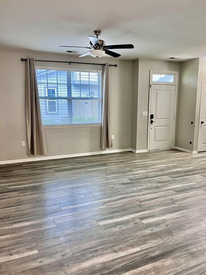 4356 Turnworth Arch #1 - Photo 7 of 10