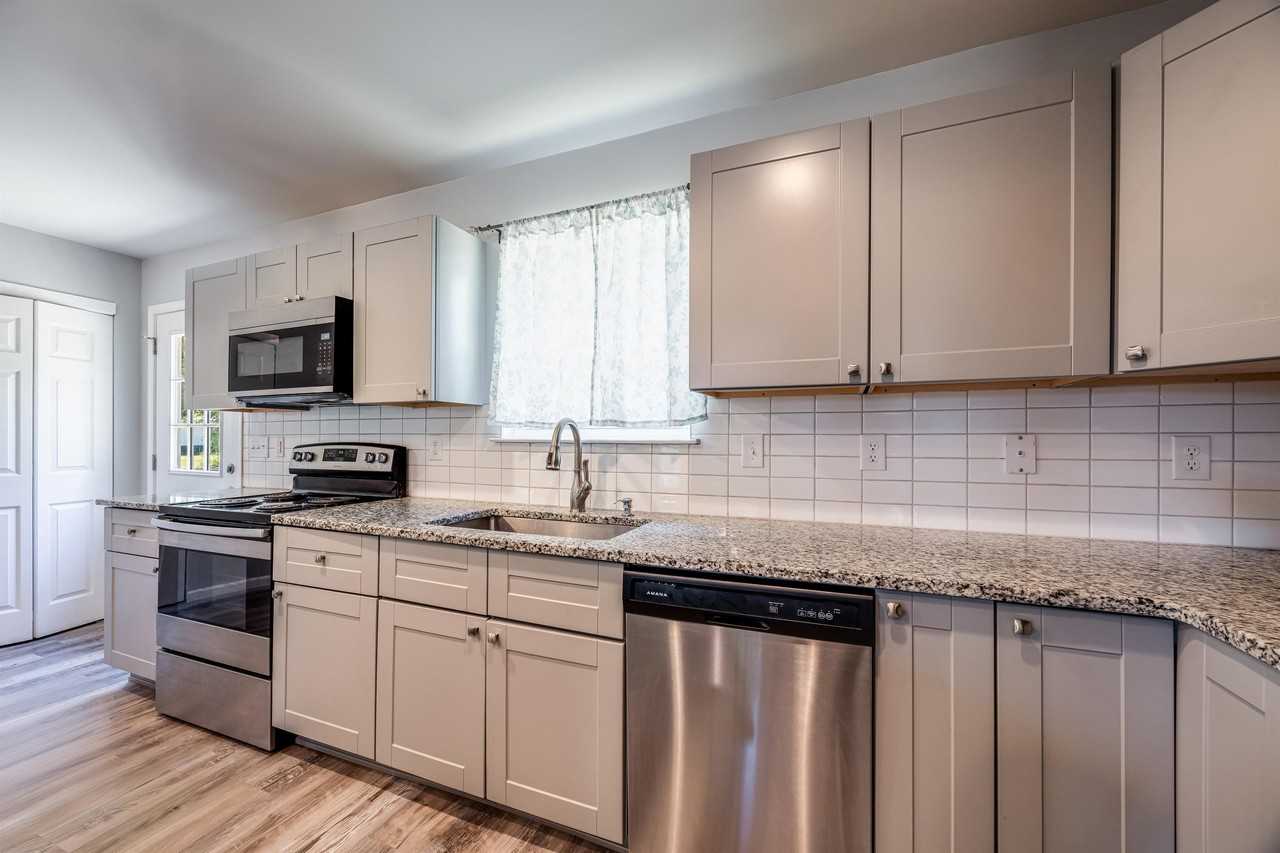 3071 Highland Avenue #1 - Photo 2 of 25