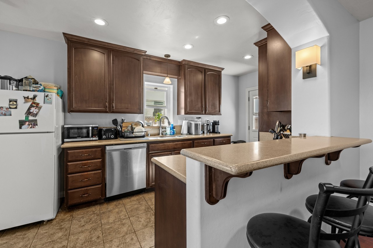 4768 College Ave #MAIN - Photo 5 of 20