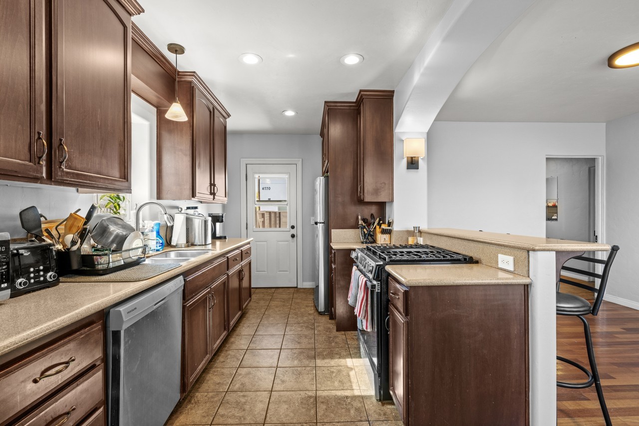 4768 College Ave #MAIN - Photo 6 of 20