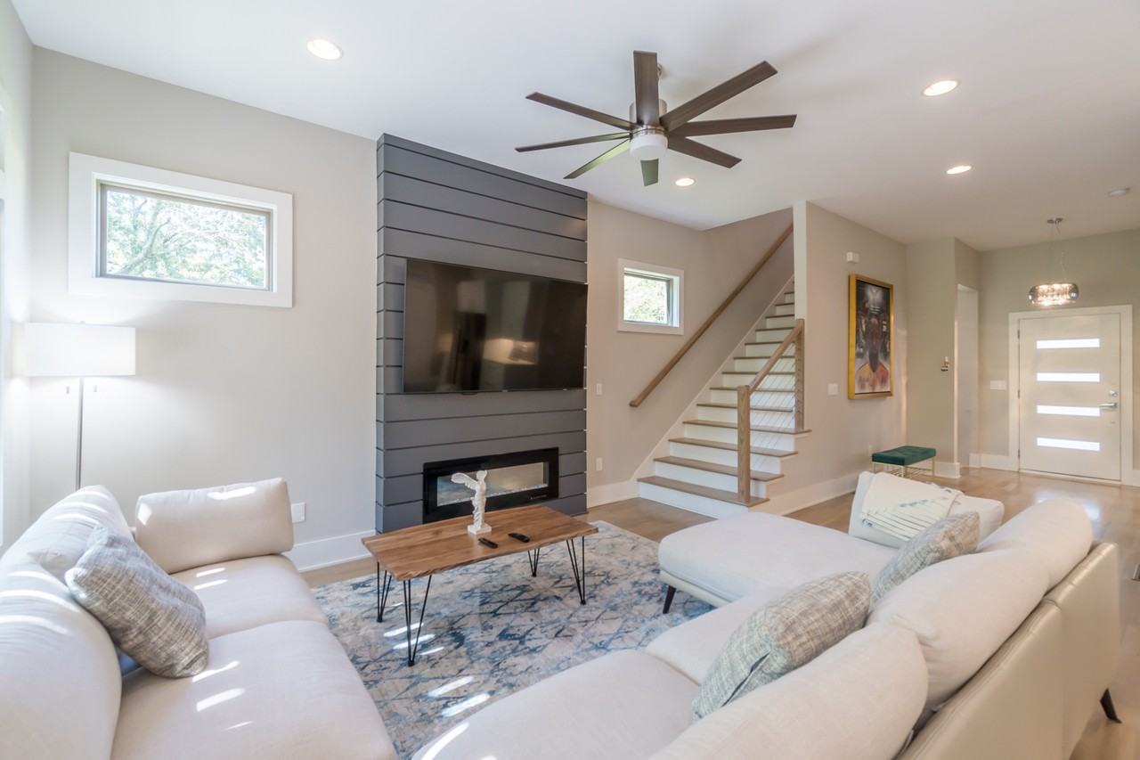 406 E Side Ave Se #1 - Photo 6 of 50