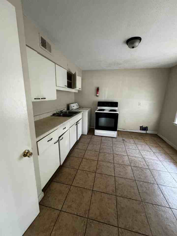 1379 Ferguson Road #3 - Photo 2 of 8